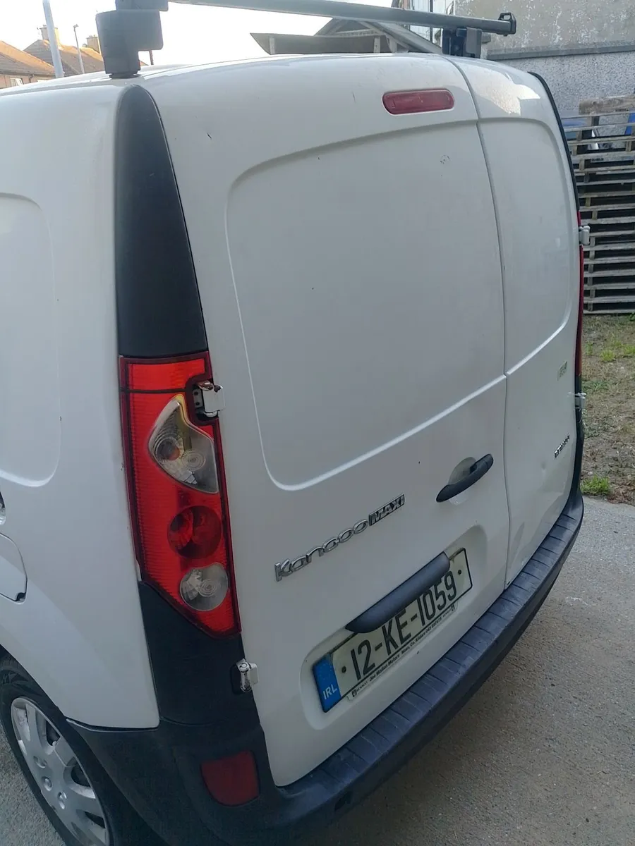 Renault Kangoo  maxi 2012, full test & tax - Image 4