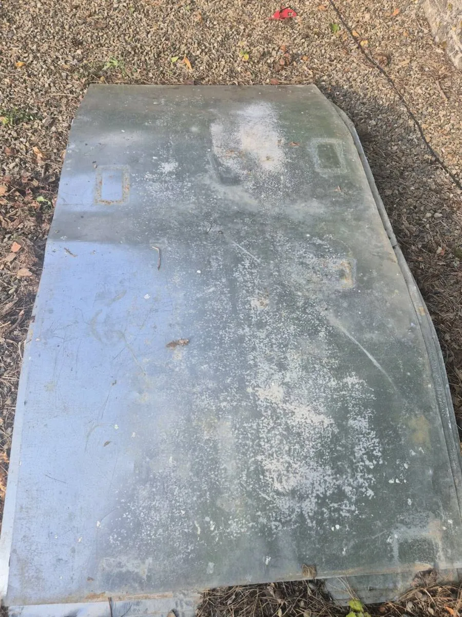8 x4 steel sheets - Image 1