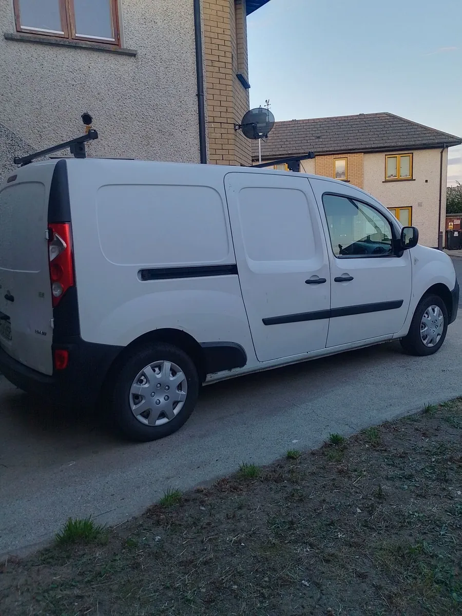 Renault Kangoo  maxi 2012, full test & tax - Image 1