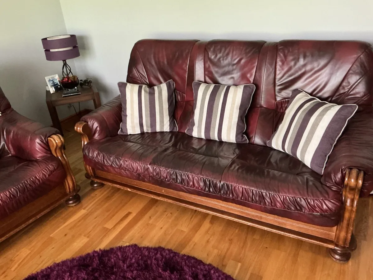 3 Piece Suite - Image 2