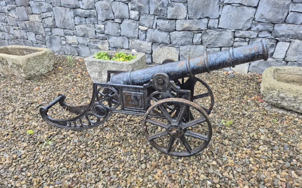 Cast iron cannons - Image 2