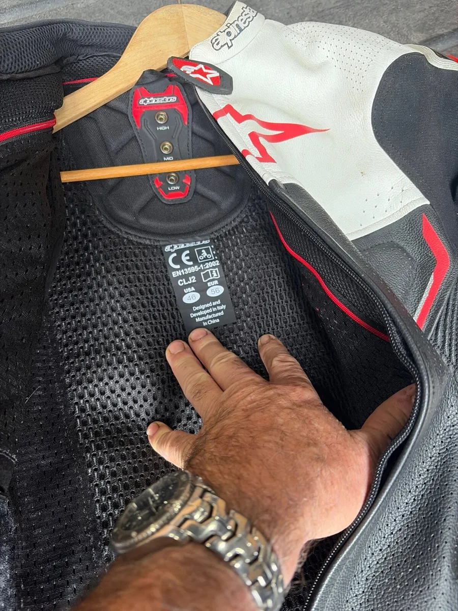 Alpinestar suit - Image 4