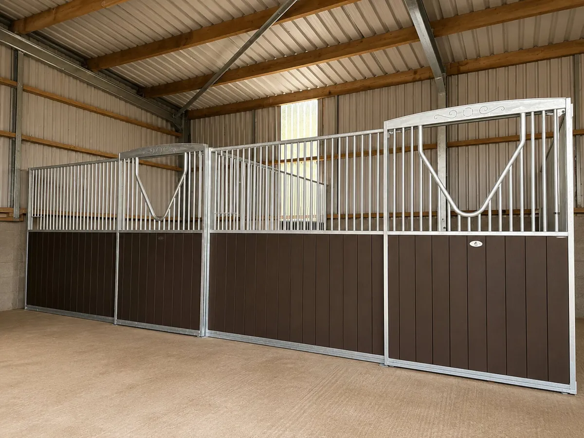 Full Range Of Internal Stables - Image 2