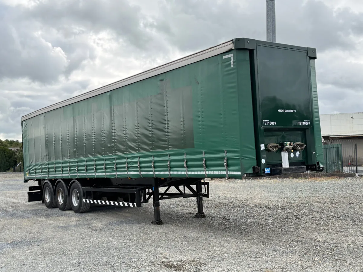 Curtainside trailer - Image 1