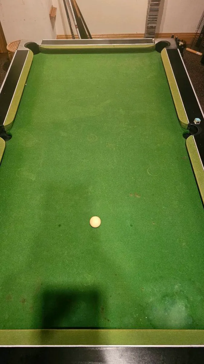 Pool Table - Image 4