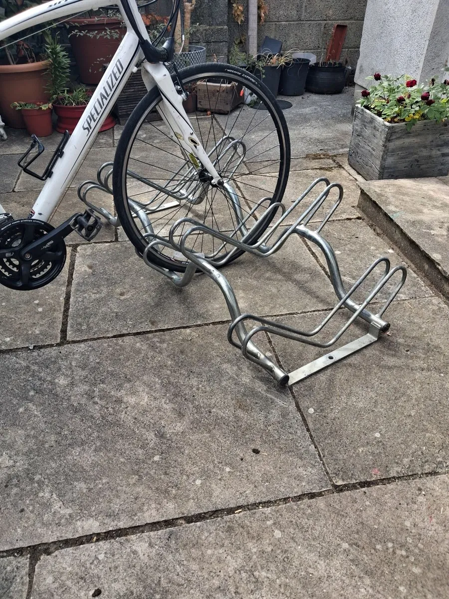 Bike stand - Image 2
