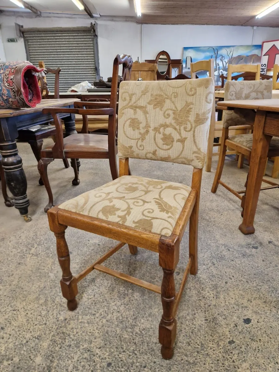 Early 1900s extendable oak table, 4 chairs - Image 4