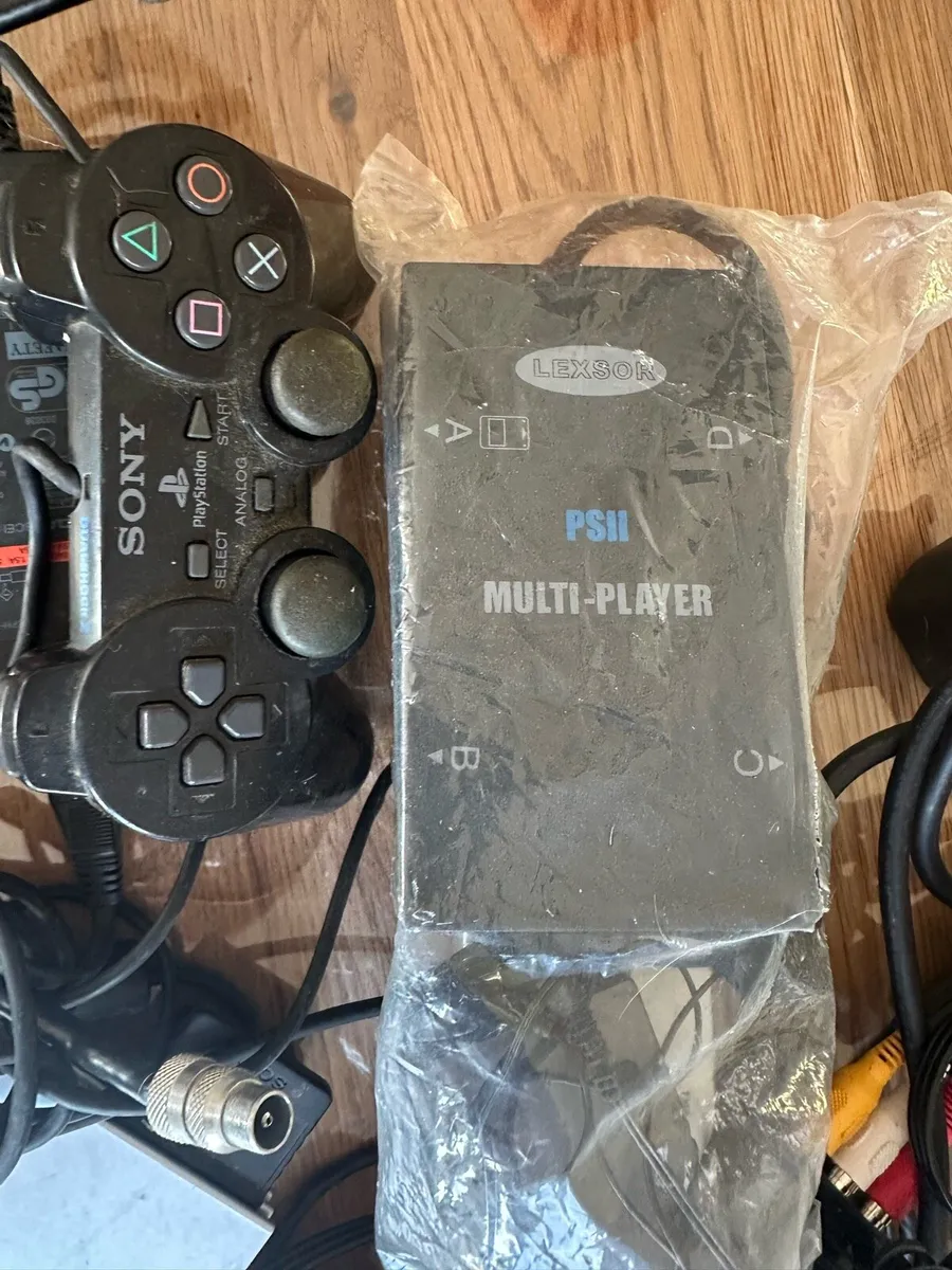 Play station 2 with lots af accessories - Image 4