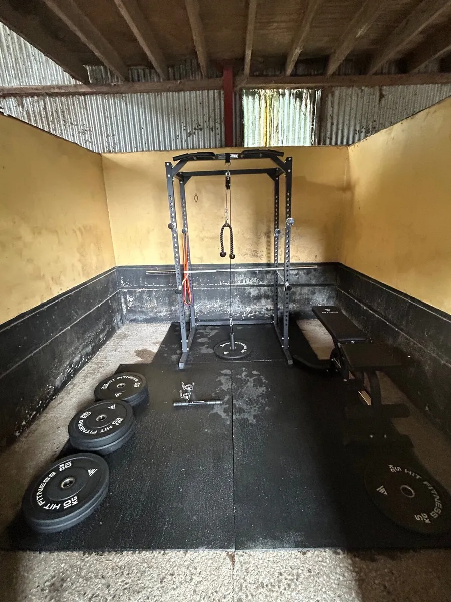 Gym equipment set - Image 1