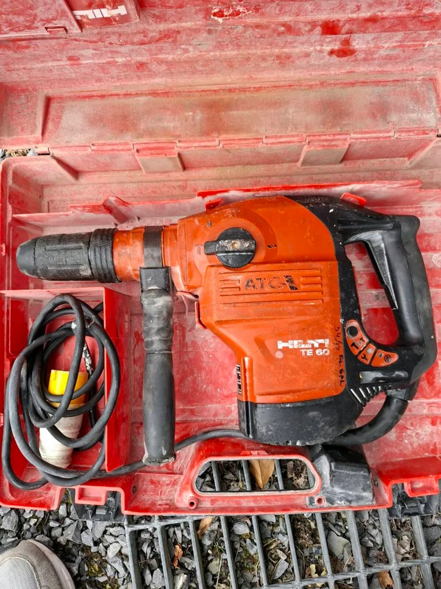 Hilti Te60 Kango. Makita sawzall - Image 1