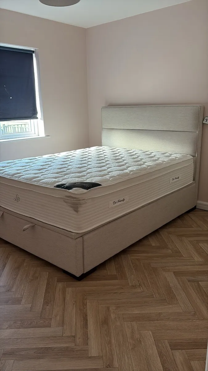 5ft Mattress and bed frame - Image 2
