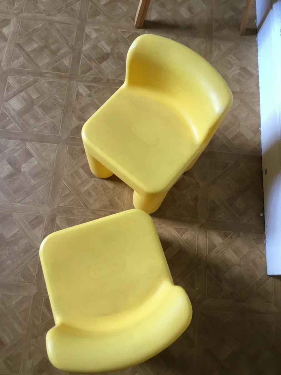 Little tikes kids chair - Image 2