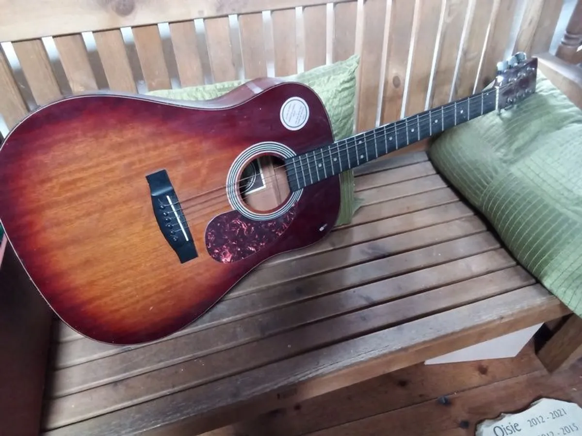 Hondo Acoustic Guitar - Image 1