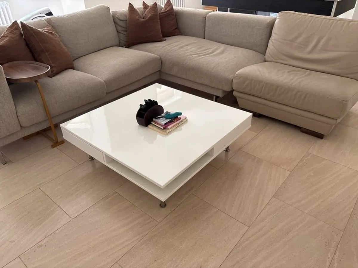 Sofa & furniture - Image 3