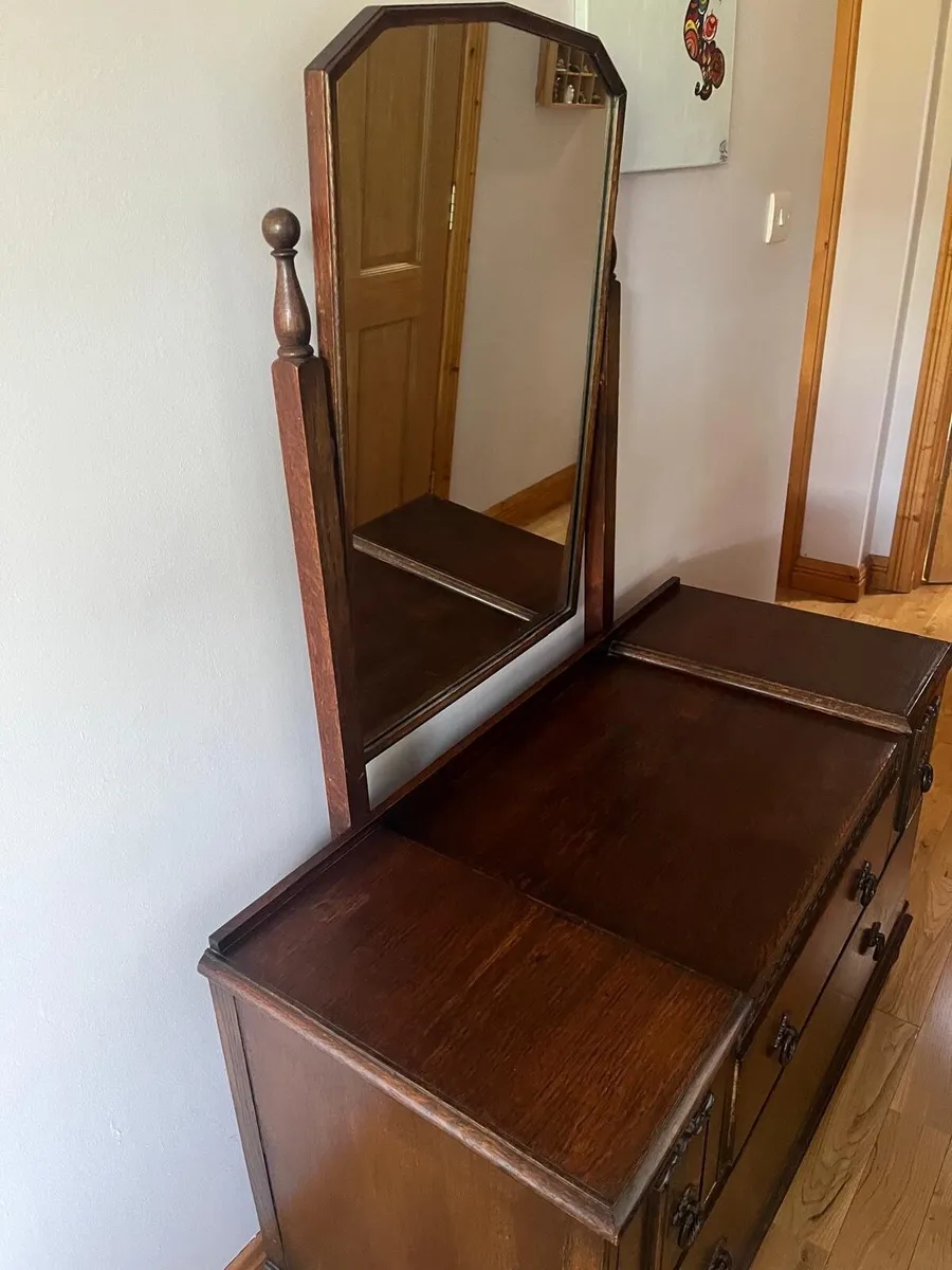 Antique wooden dressing table - Image 1