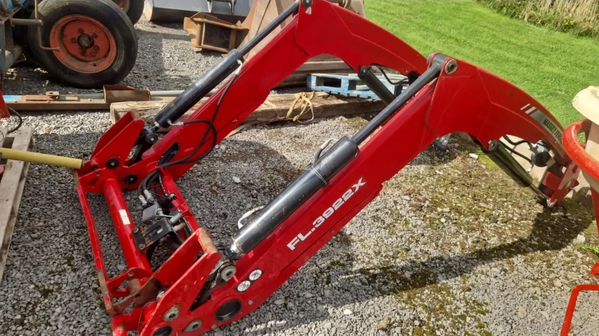MASSEY FERGUSON FL.3922X ( QUICKE Q5 ) - Image 2