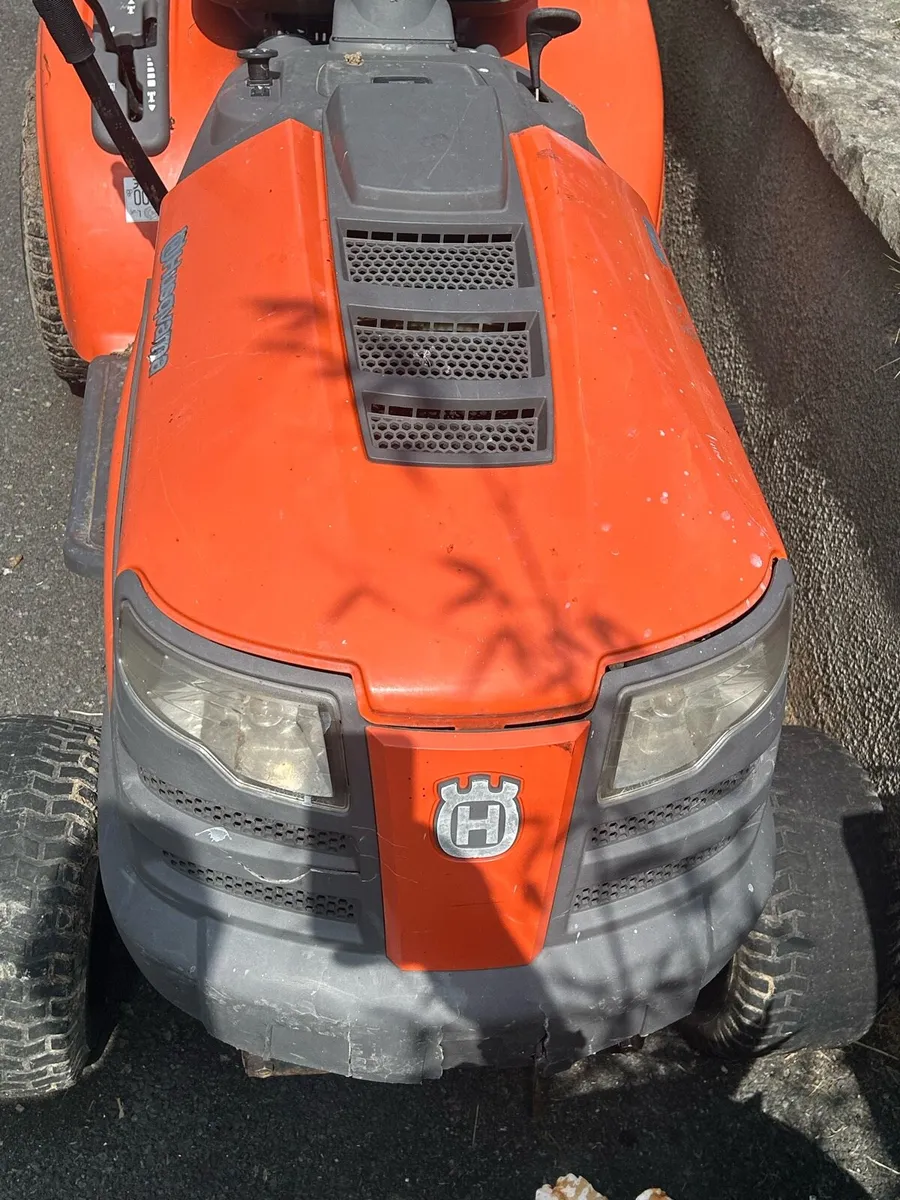 Husqvarna CTH191 Ride on lawnmower - Image 3