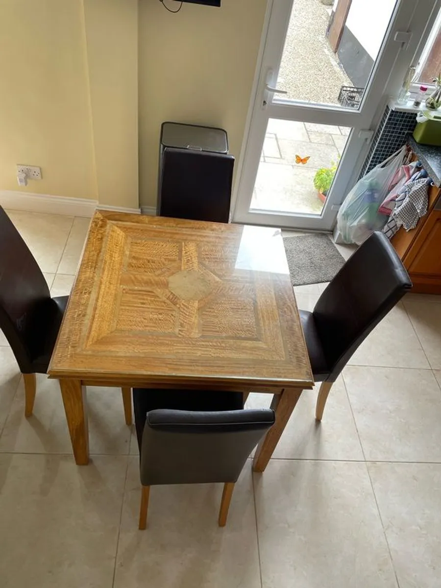 dining table 4 seater - Image 1