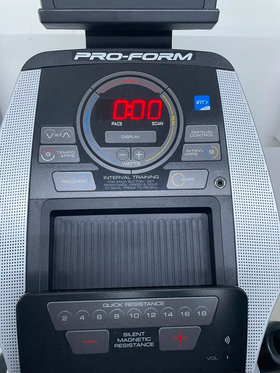 Cross trainer - Image 4