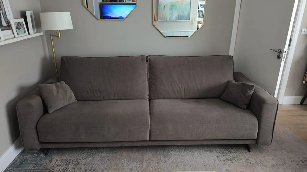 4 Seater Sofa - Image 1