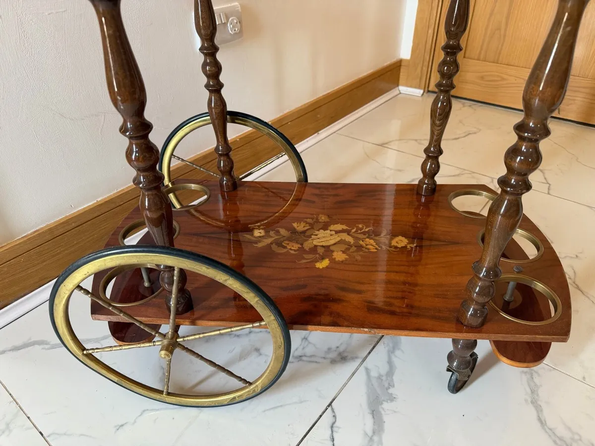 vintage table made in ITALY - Image 2