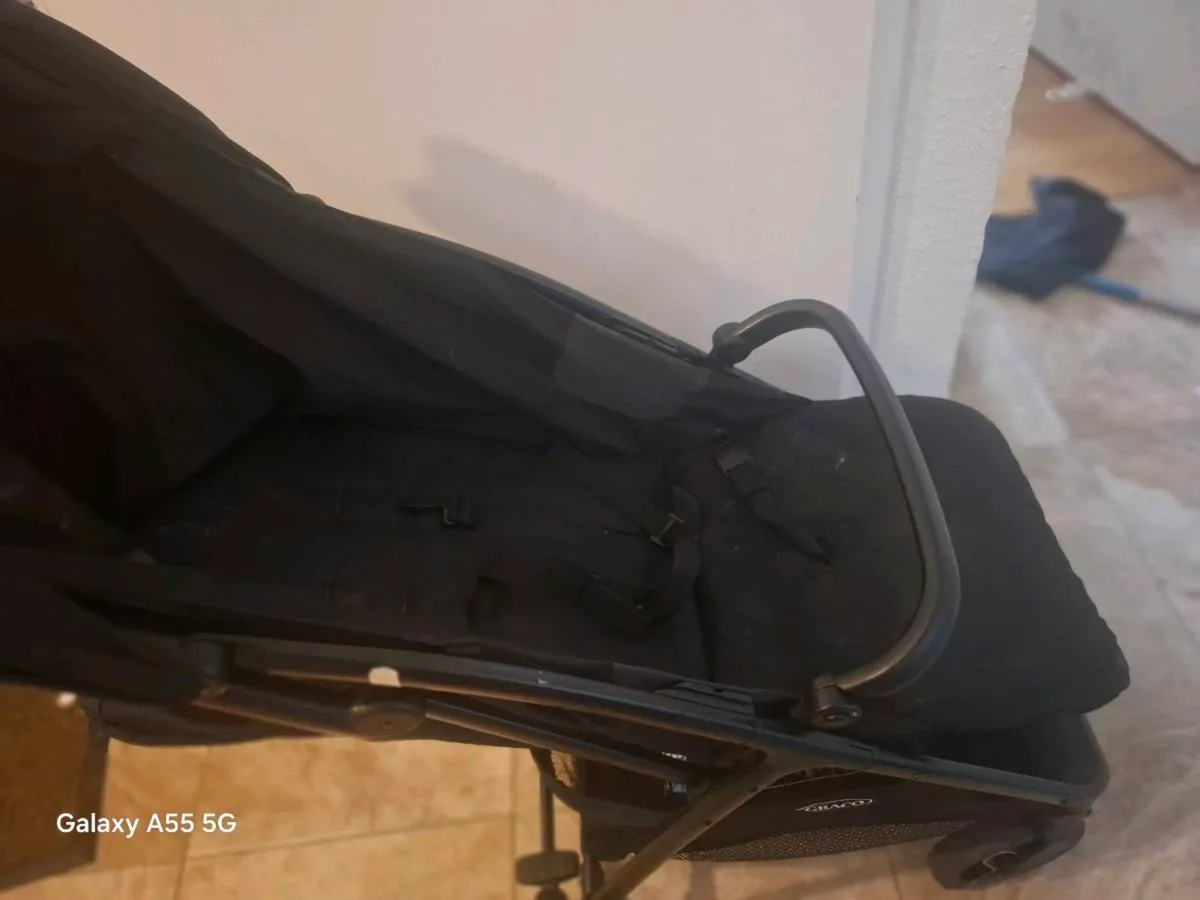 Pram - Image 2