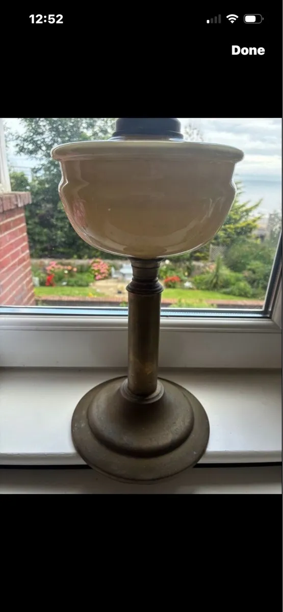 Antique Oil Lamp - Image 3