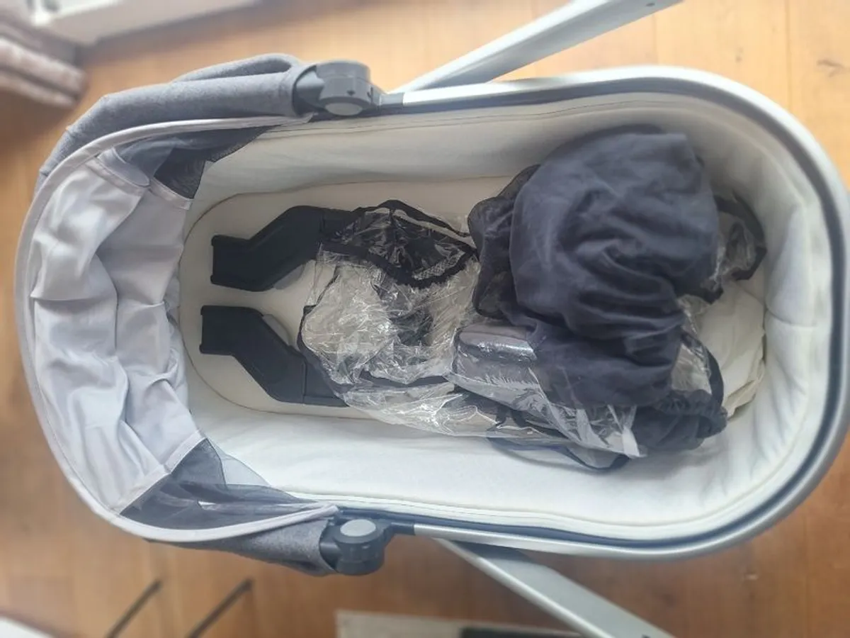 Uppababy Travel System - Image 3