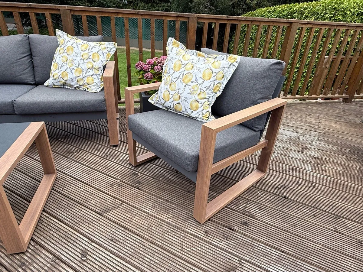 Woodies Milan Garden Furniture Set - Image 3