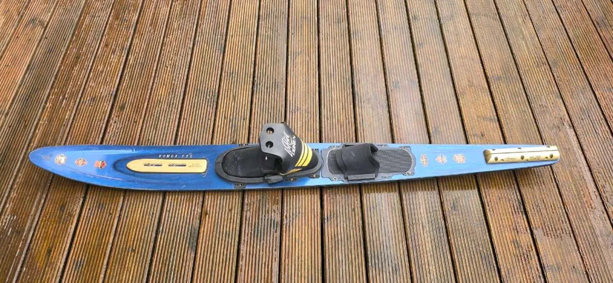 O'Brien Slalom Waterski - Image 1
