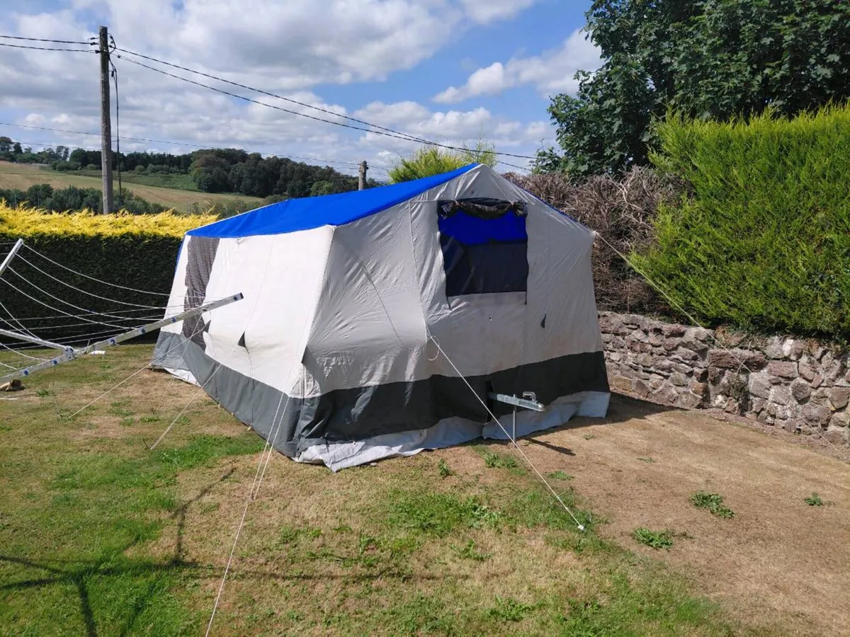 Trailer tent - Image 3