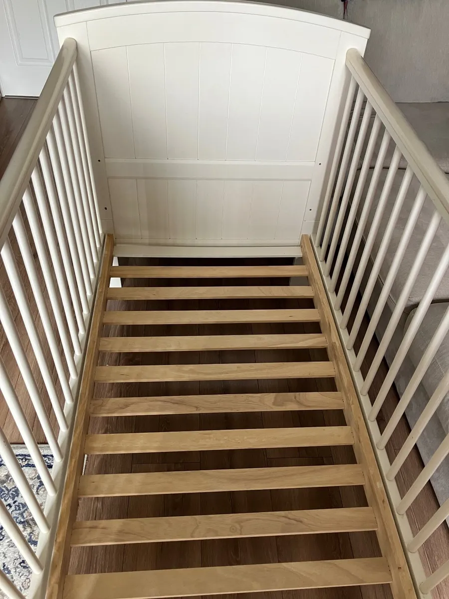 Cotbed - Image 3