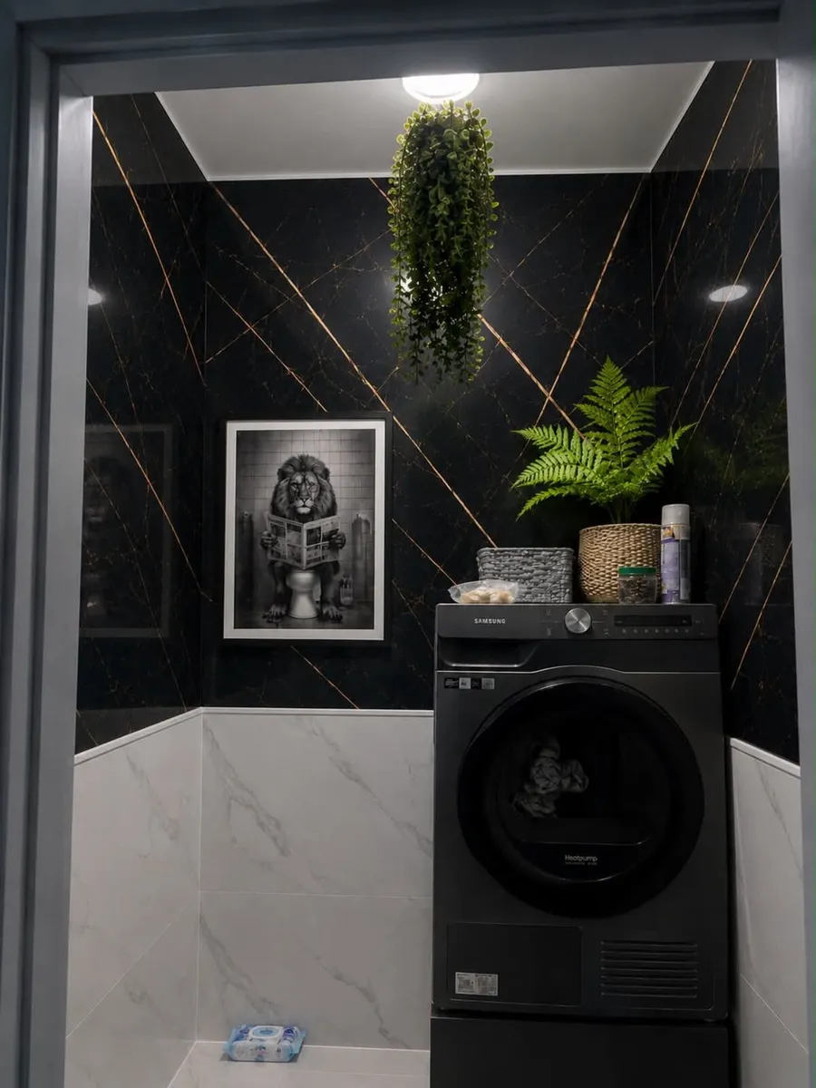 Bathroom - Image 3