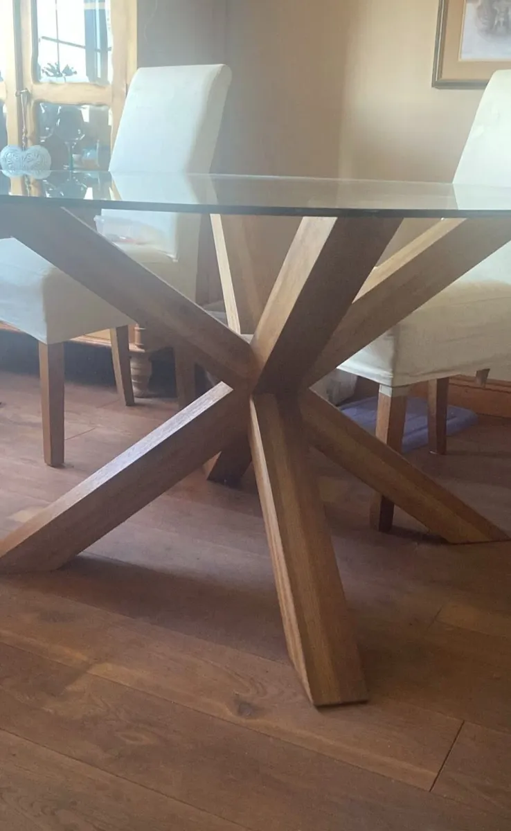 53" inch diameter Round Dining Table, OAK base - Image 1