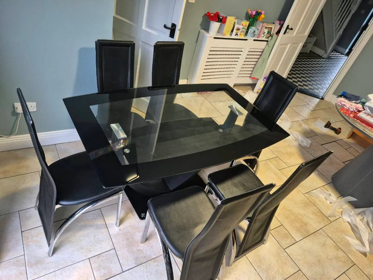 Dining set(glass table and 6 chairs - Image 2