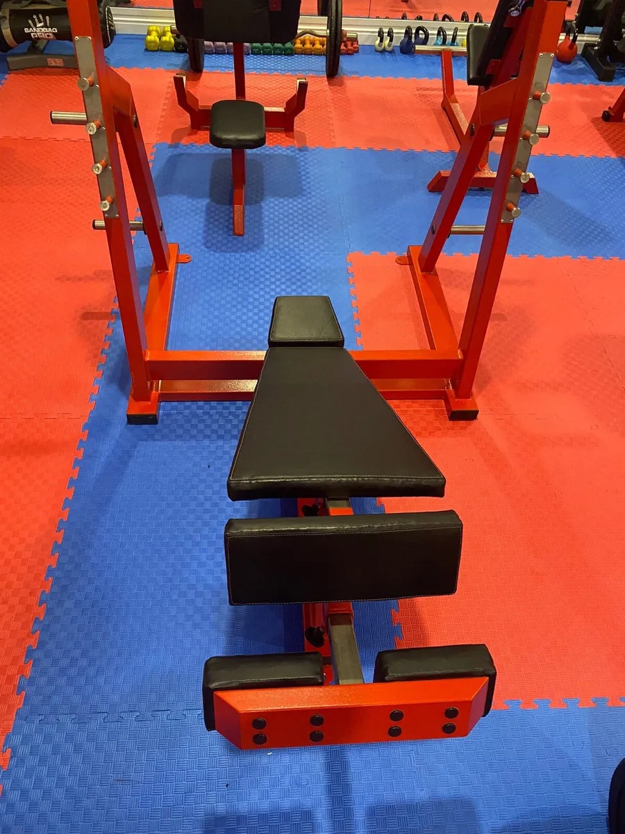 Olympic Decline Bench Press - Image 2