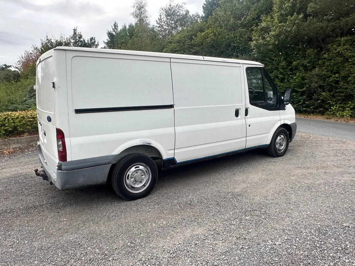07 FORD TRANSIT Doe 3/27 - Image 4