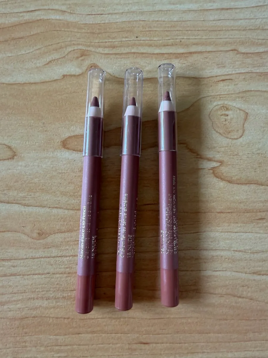 Estée Lauder Double Wear Lips pencils - Image 1
