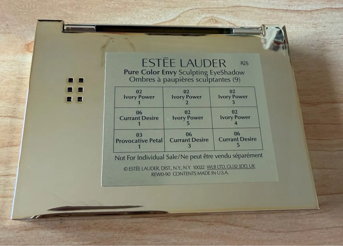 Estée Lauder Pure Color eyeshadow - Image 2