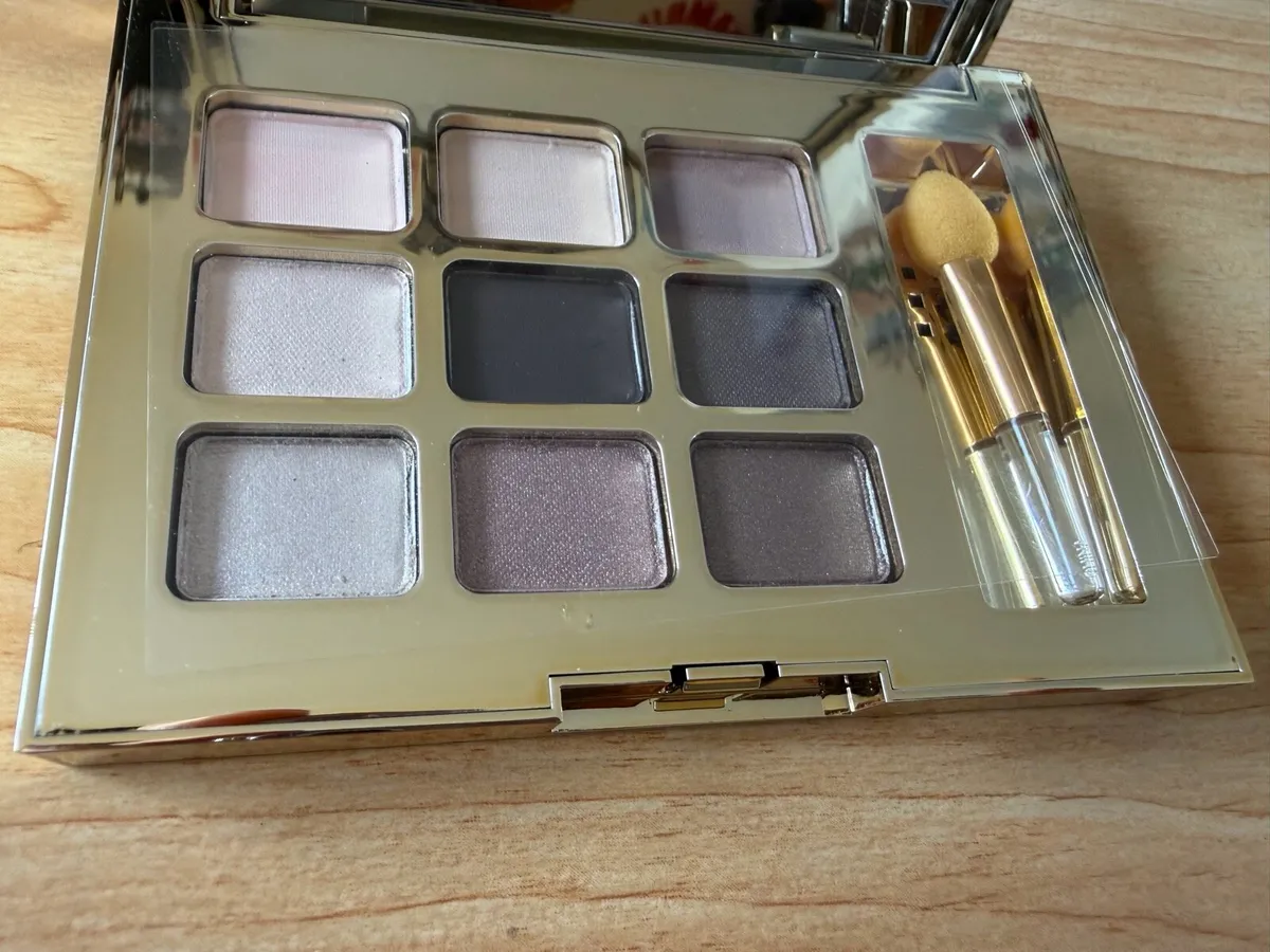 Estée Lauder Pure Color eyeshadow - Image 3