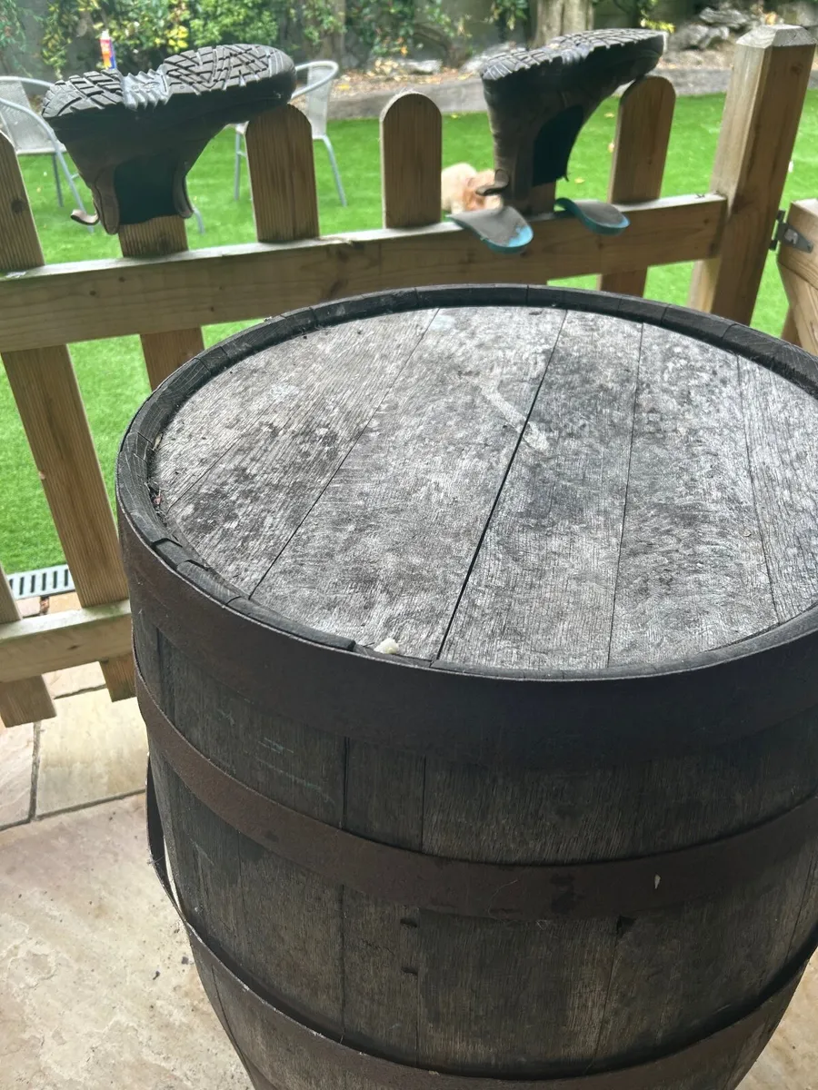 Oak barrels - Image 3