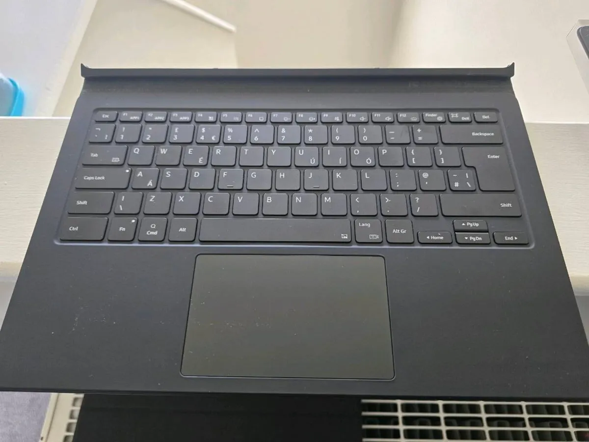 Samsung S8 Ultra Tablet Keyboard Cover - Image 2