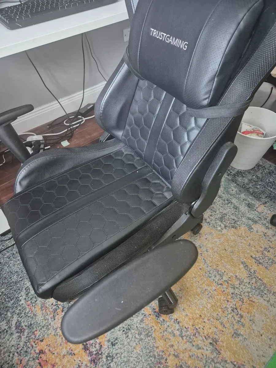 Gaming/Office Chair - Trust Gaming - Image 3