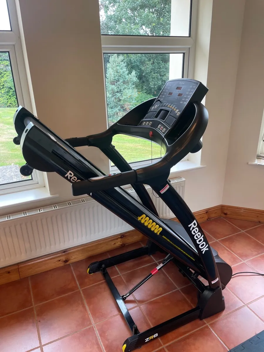 Reebok ZR8 treadmill and gym equipment - Image 2