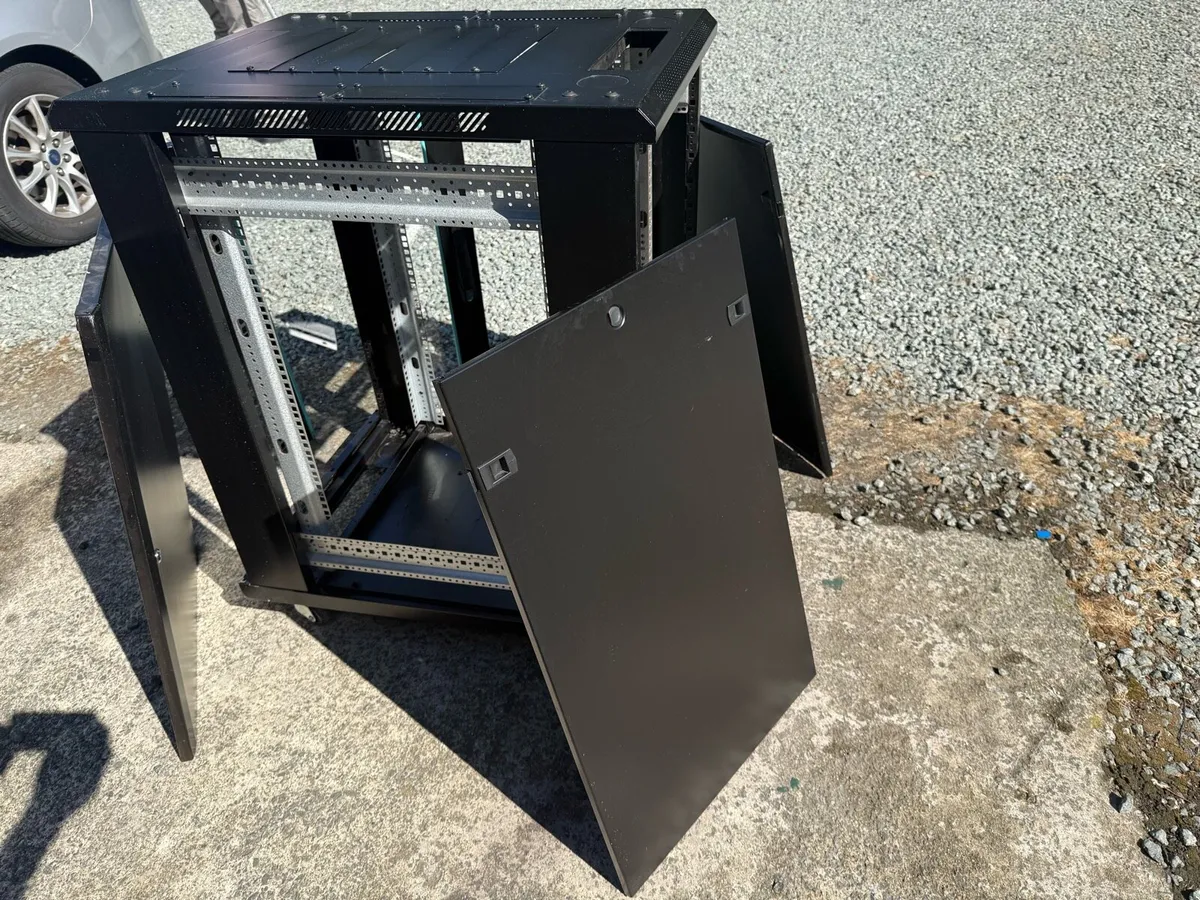 Comms/Server Cabinet - Image 2