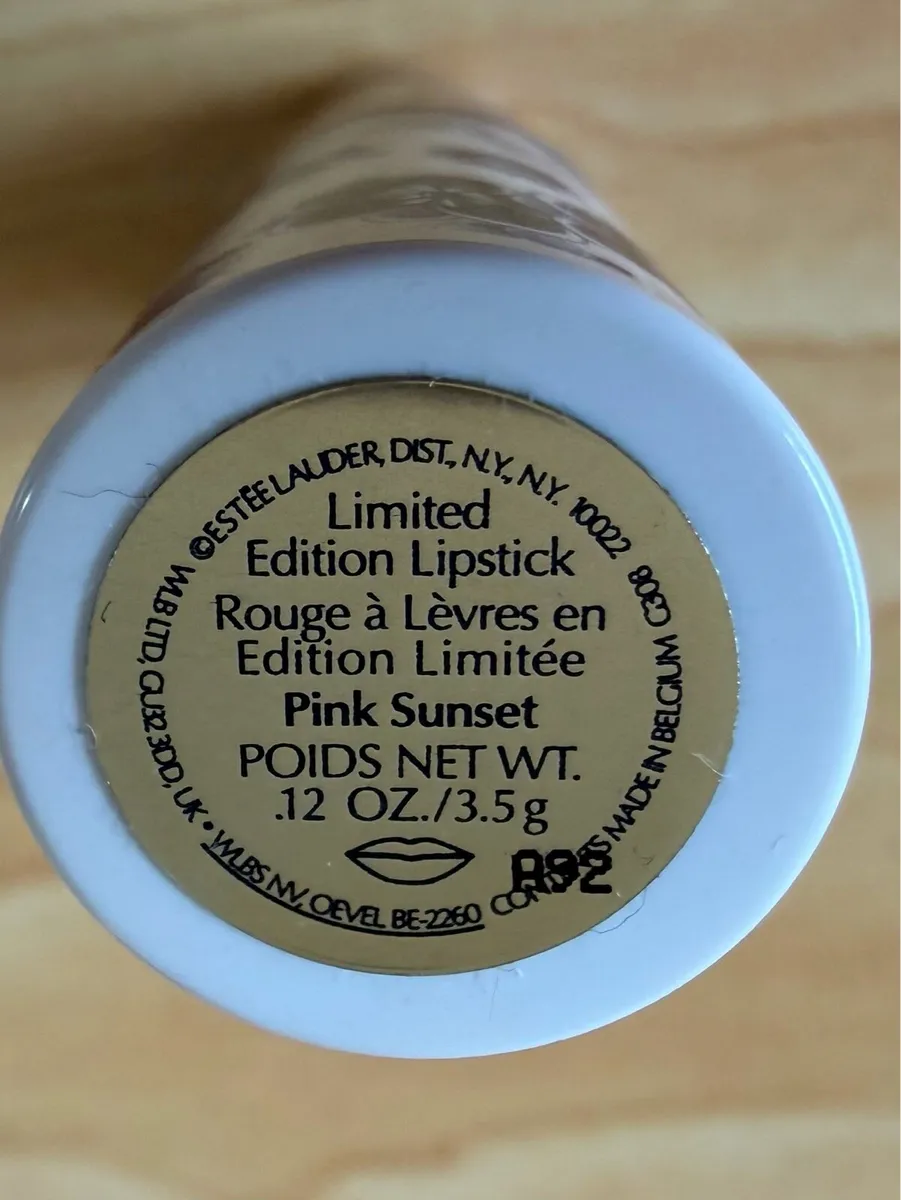 Estée Lauder Lipstick - Image 2