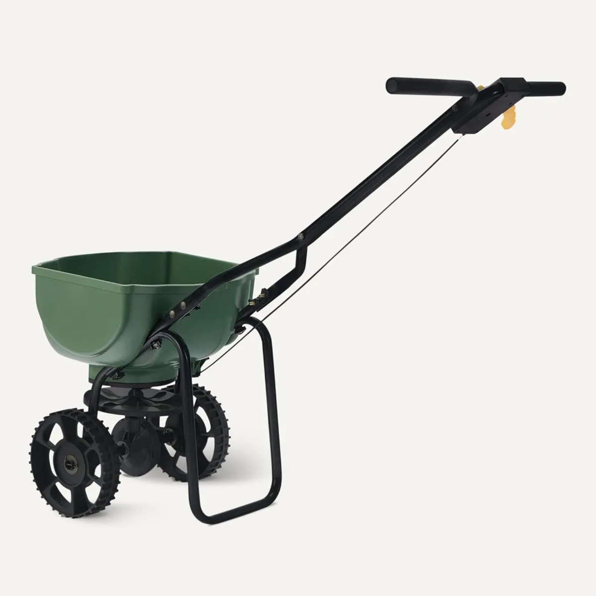 Push Lawn Fertiliser Spreader ..Free Delivery - Image 4