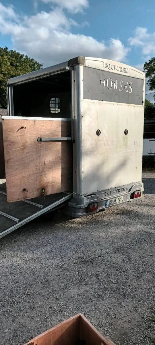 Horse box - Image 3