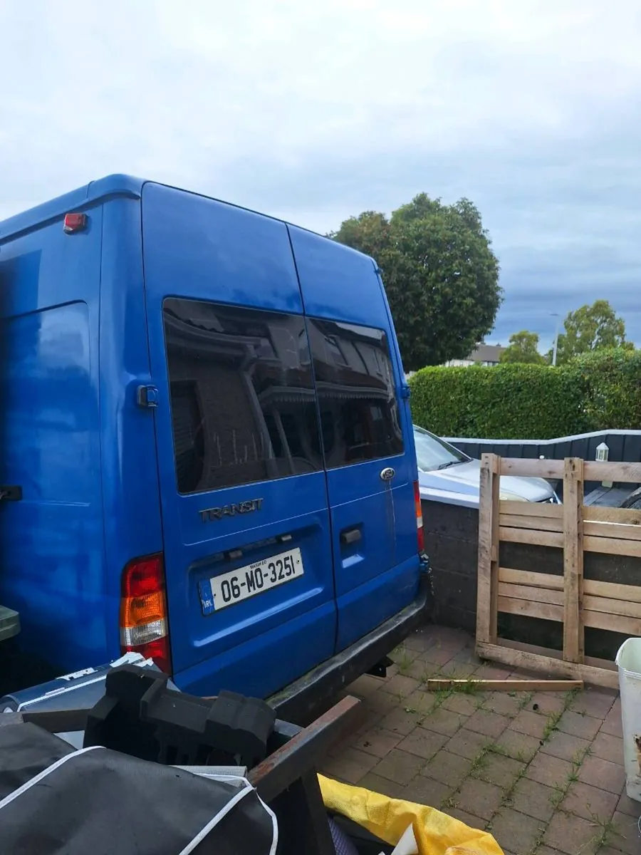 2006 Ford Transit Crew Cab Camper - Image 4
