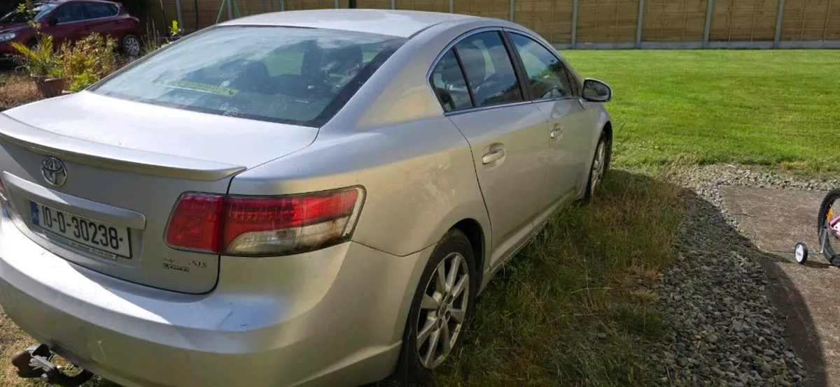 Toyota avensis 20 diesel 10 needs injector - Image 4